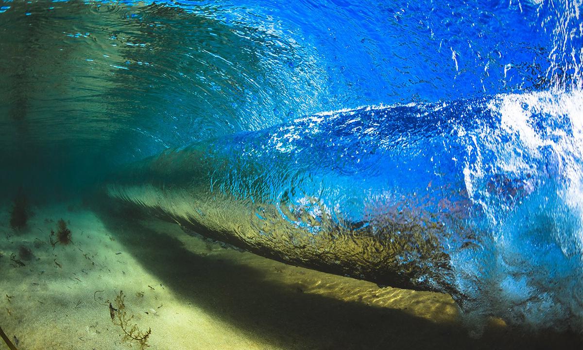 Photographer Scraps Snapping Surfers for Just Water and Waves—and the Results Are Pure ‘Magic’
