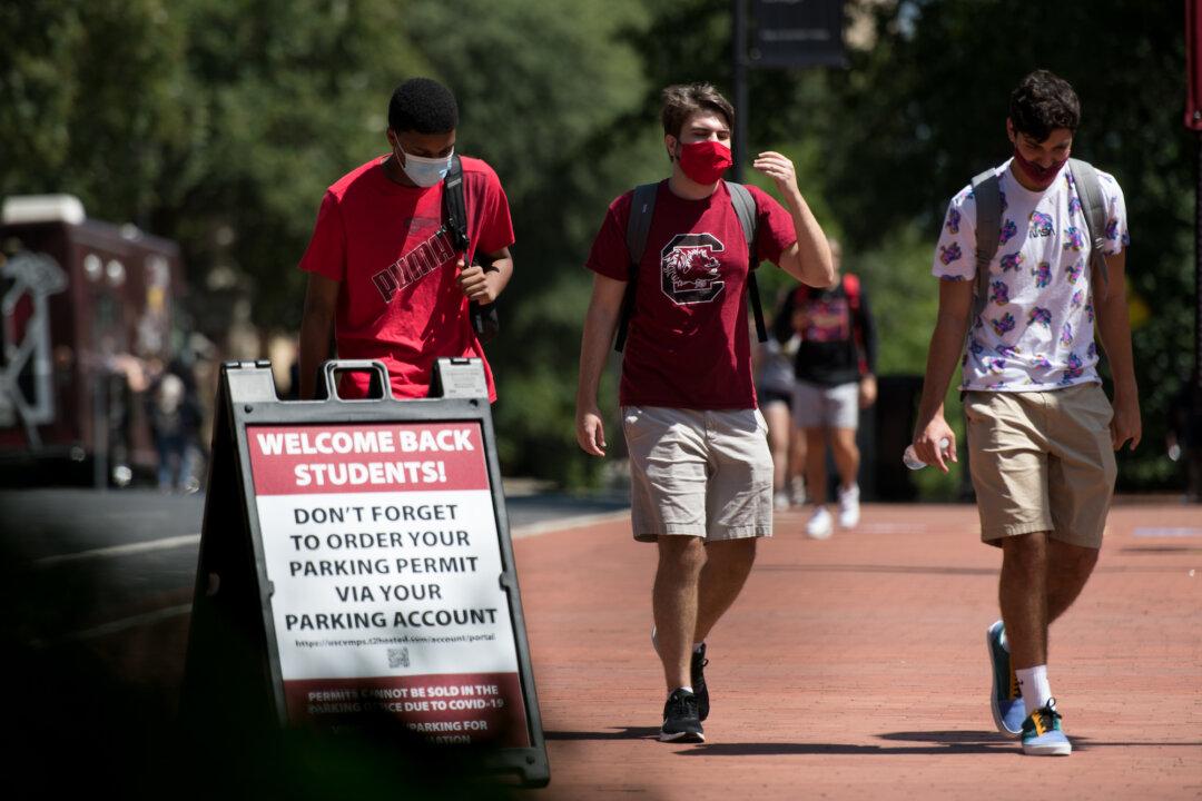 University of South Carolina Drops Mask Mandate After AG Says It Violates State Order