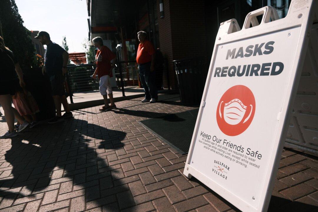 Judge Orders St. Louis County to Stop Enforcing Mask Mandate