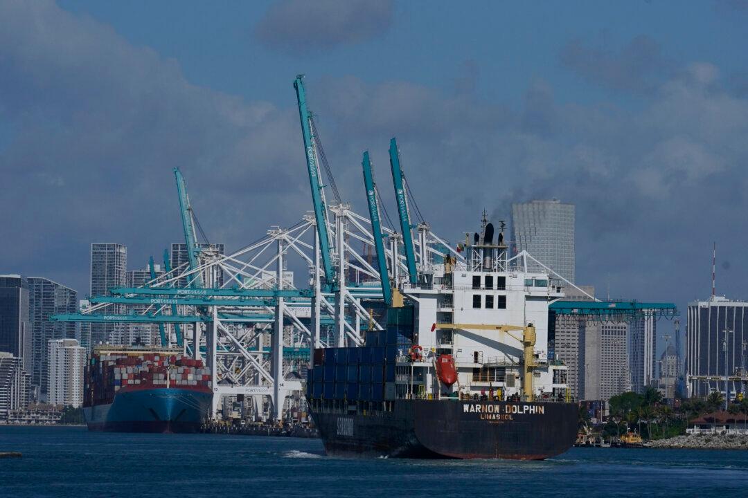 Shippers, Port Chiefs Say Baltimore Disaster Exposes How US Maritime Policy Is Lost at Sea