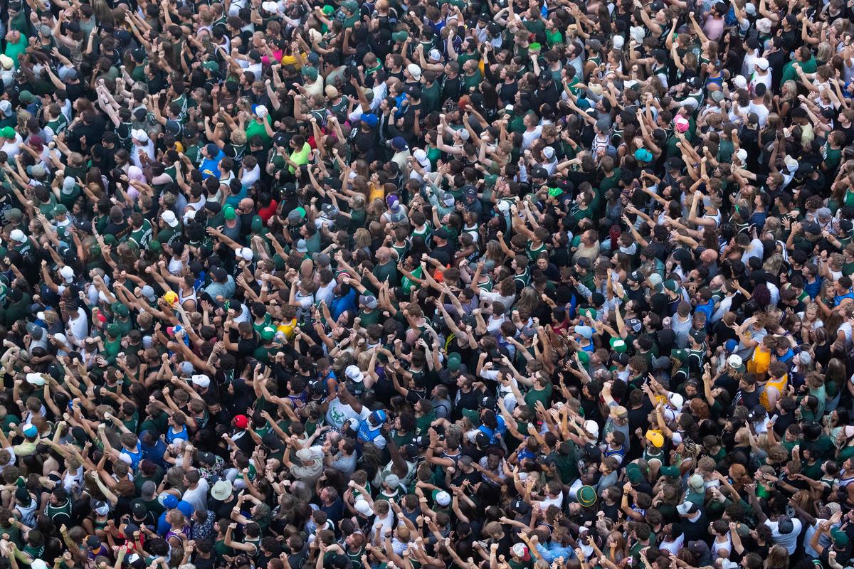 Nearly 500 COVID-19 Cases Reported in Milwaukee’s Deer District During NBA Playoffs