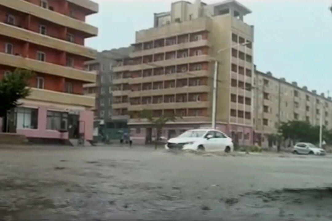 Thousands Evacuated in N Korea as Heavy Rain Destroys Houses