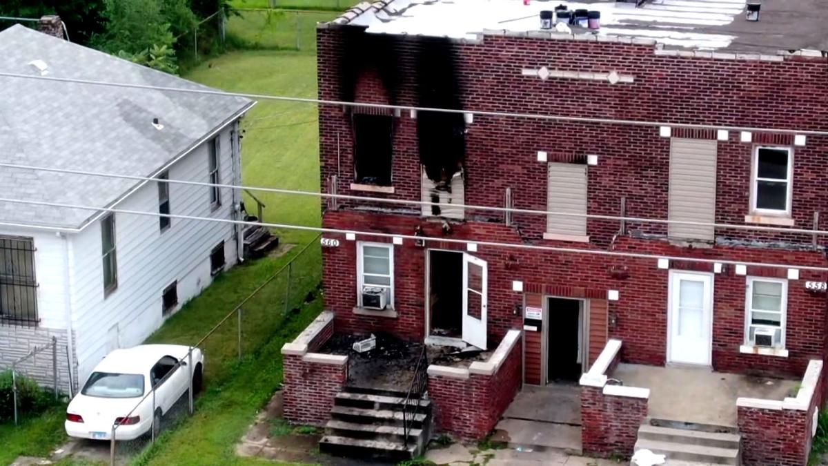 Illinois Mother Charged in Apartment Fire That Killed All 5 of Her Children