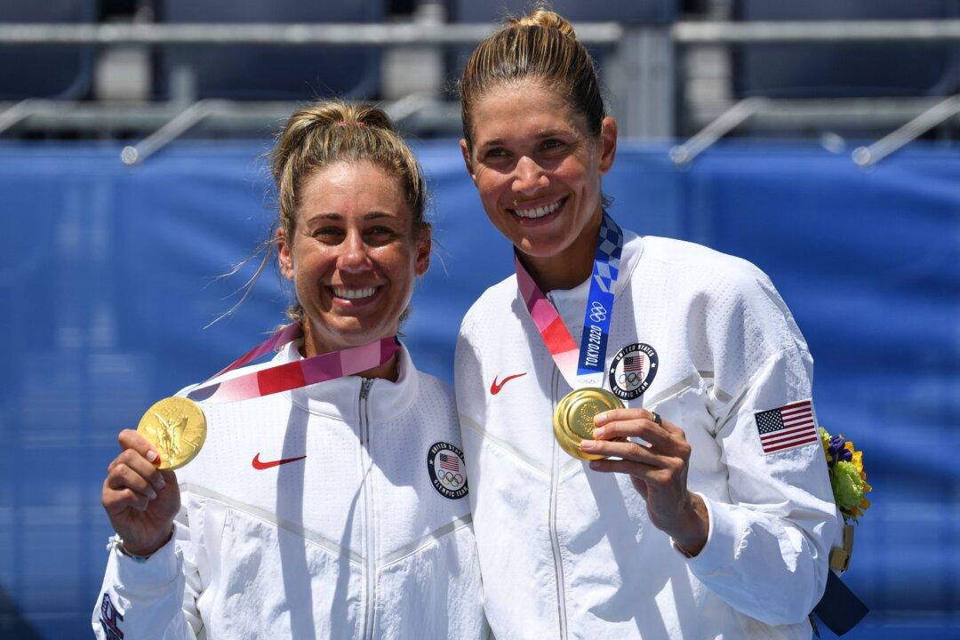 America’s Ross and Klineman Beat Australia for Gold in Olympics Beach Volleyball