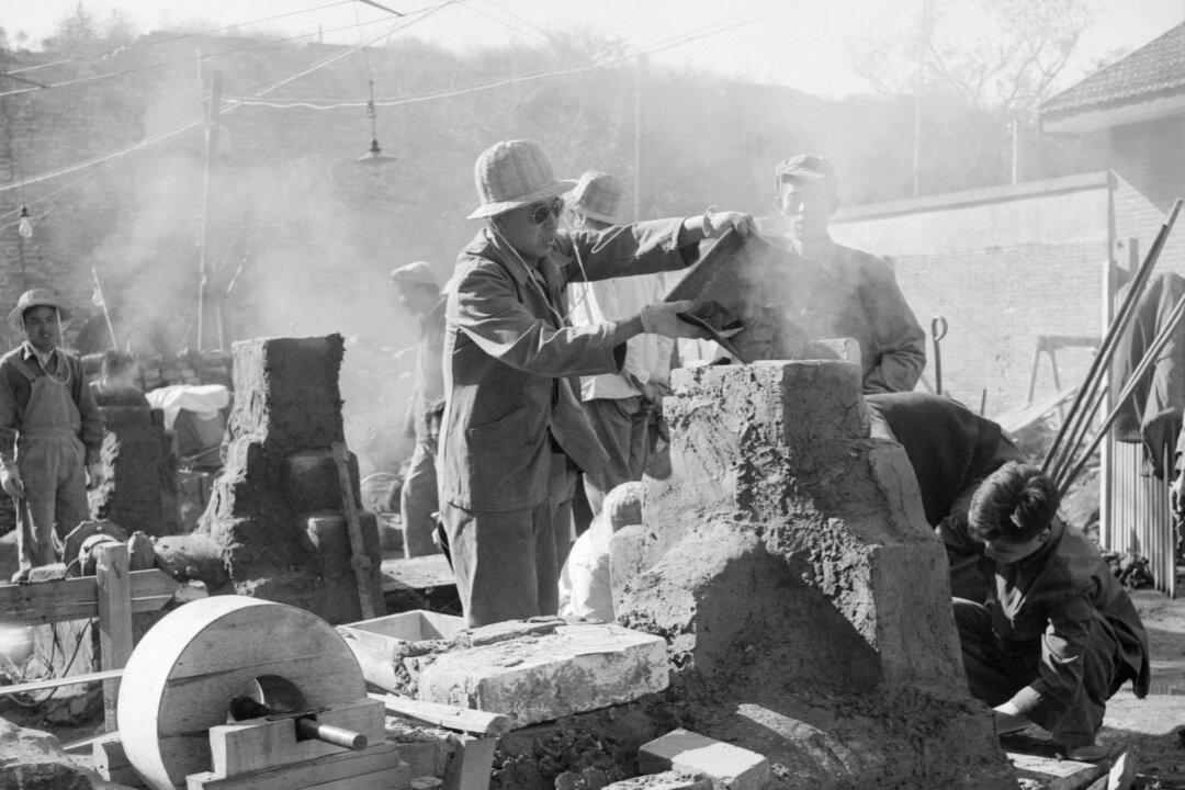 How the CCP Starved Chinese Peasants to Death in the 1950s