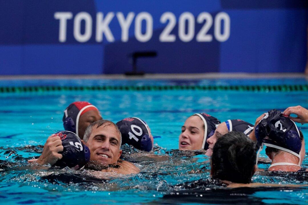 US Overwhelms Spain for 3rd Straight Water Polo Gold