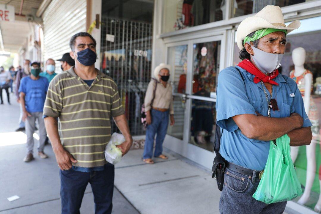 California Bill Would Give Unemployment Benefits to Illegal Immigrants