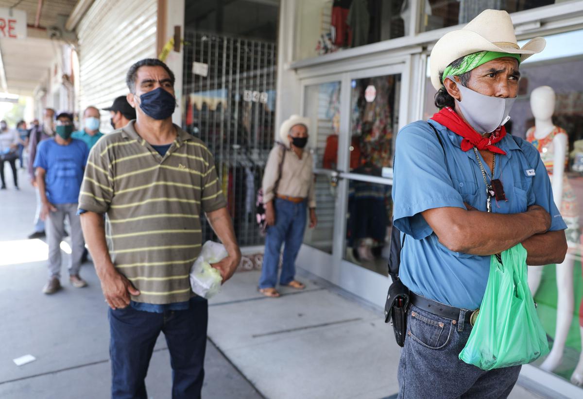 California Bill Would Give Unemployment Benefits to Illegal Immigrants