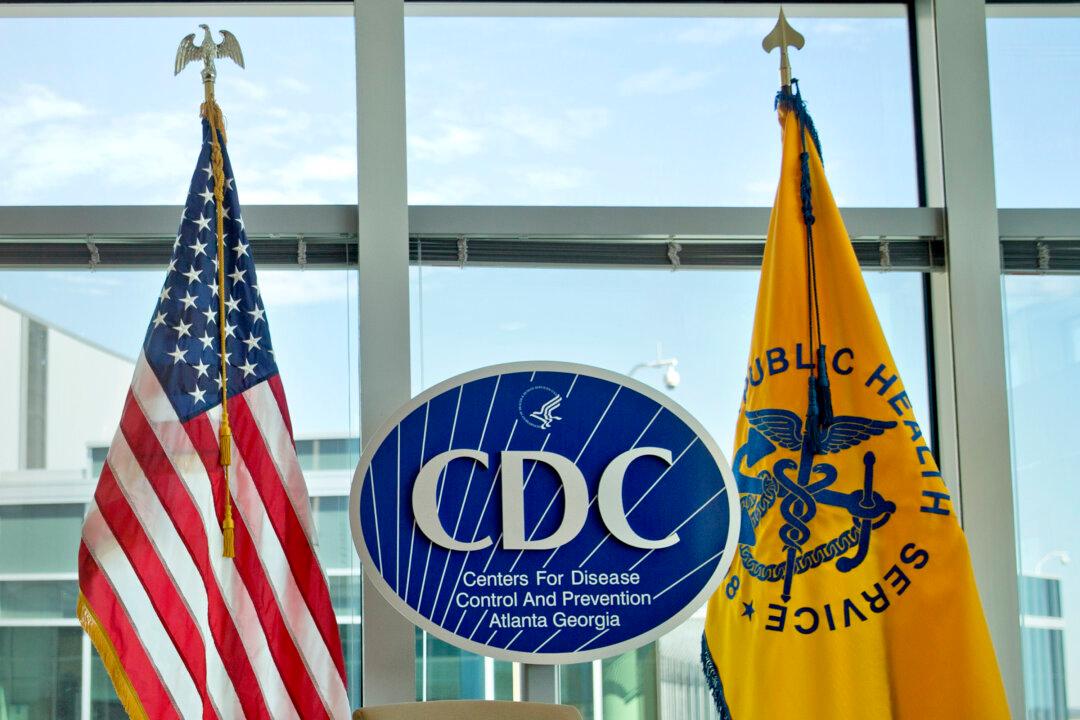 CDC Urges Avoiding Travel to Israel, France, Thailand Over COVID-19