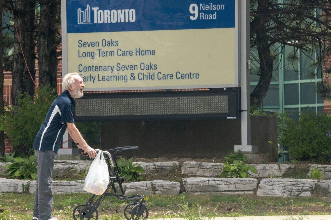 High Cost of Upgrades to Seniors’ Care Calls for Greater Emphasis on Home Care: Doctor