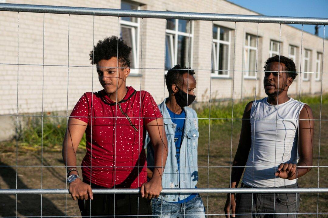 Poland Reports Record Number of Illegal Migrants at Belarusian Border
