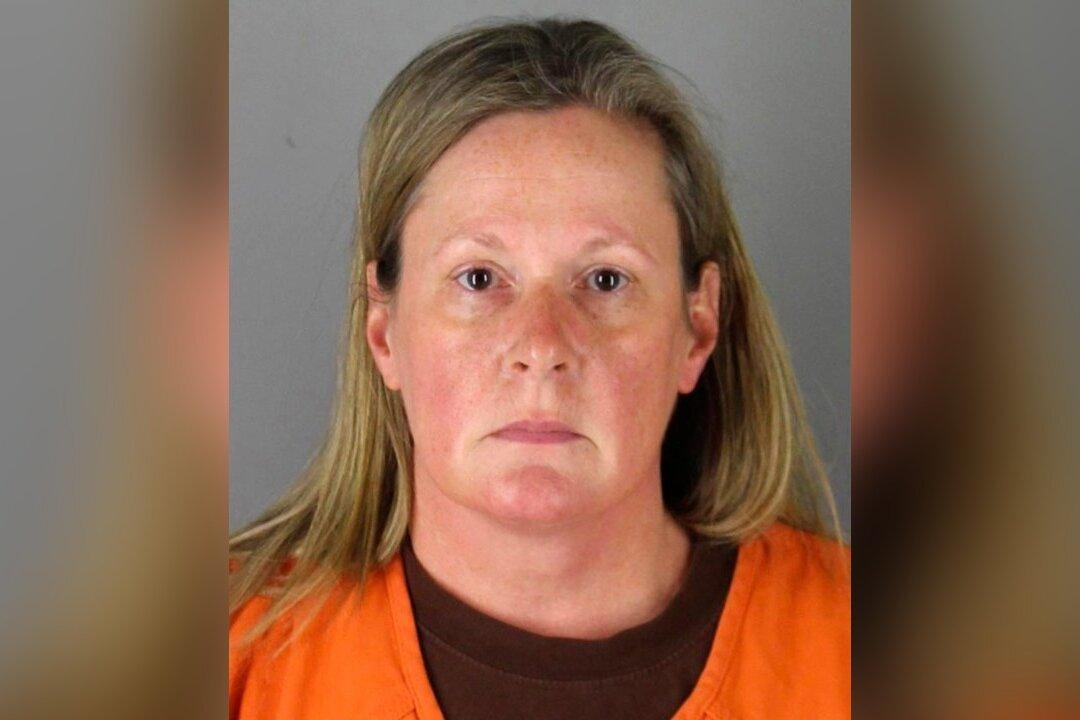 Anonymous Jury Ordered for Ex-Cop in Daunte Wright’s Death