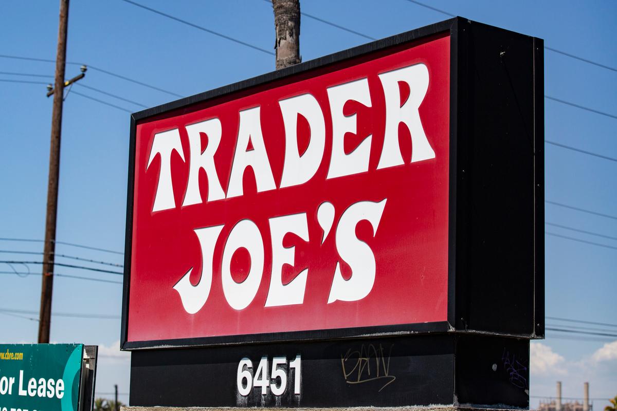Trader Joe’s Employees Say They Were Fired for Signing Affidavits Over Mask, Vaccine Policies