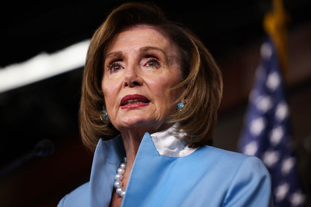 Nine House Democrats Demand Pelosi Allow Passage of Infrastructure Bill Ahead of Budget Resolution