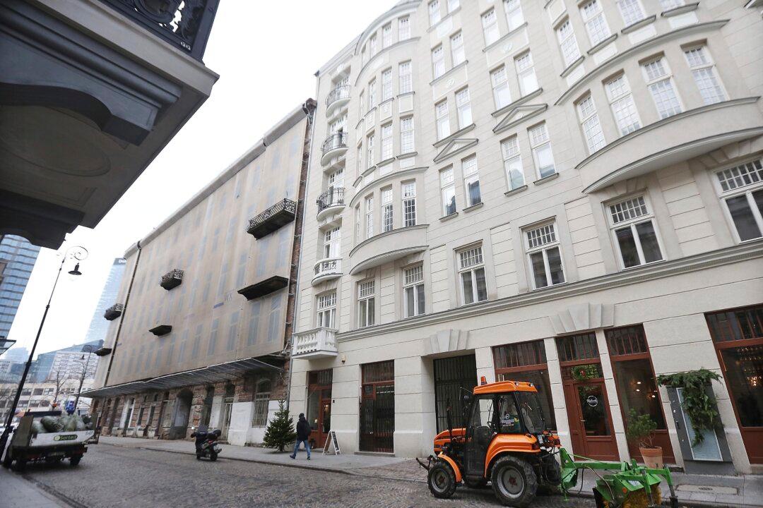 Israel Condemns Poland Restitution Law, Recalls Top Diplomat