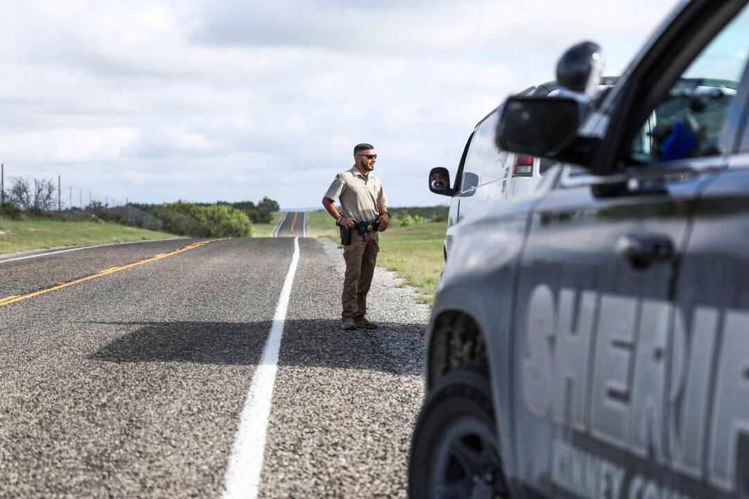 Texas Grants $125 Million to Rural Sheriffs and Prosecutors for Salary Increases