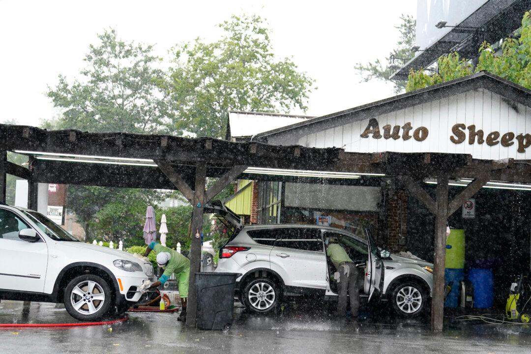 Wet and Unwelcome, Fred Spawns Twisters and Flooding in US