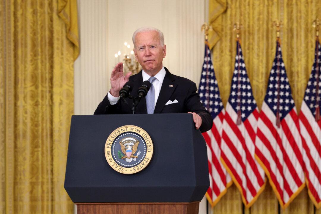 Biden: No Way to Withdraw US Military From Afghanistan Without ‘Chaos’