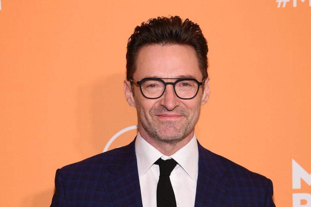 Water Baby Hugh Jackman Get Soaking in Sci-Fi Thriller ‘Reminiscence’