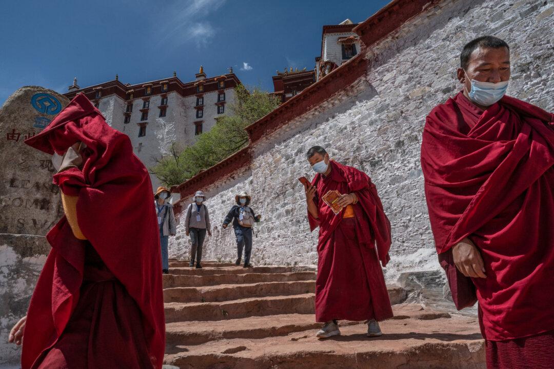 Chinese Regime Calls for Tibet to Accept Communist Rule 70 Years After CCP Takeover