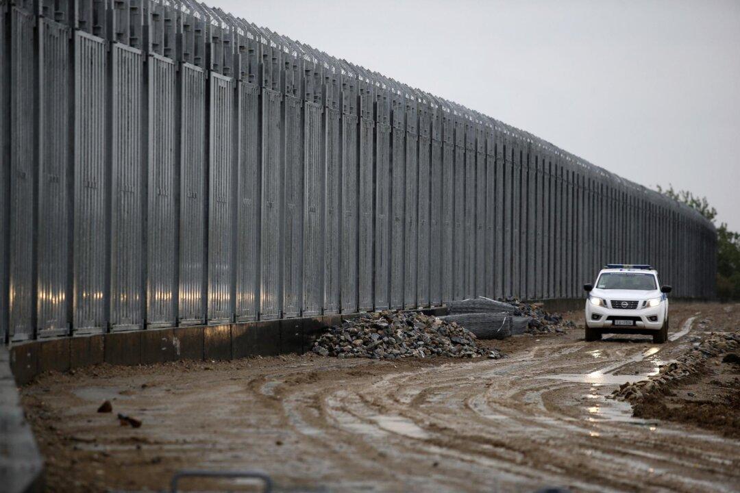 EU Ministers Seek Trump-Style Border Walls Amid Spike in Illegal Border Crossings