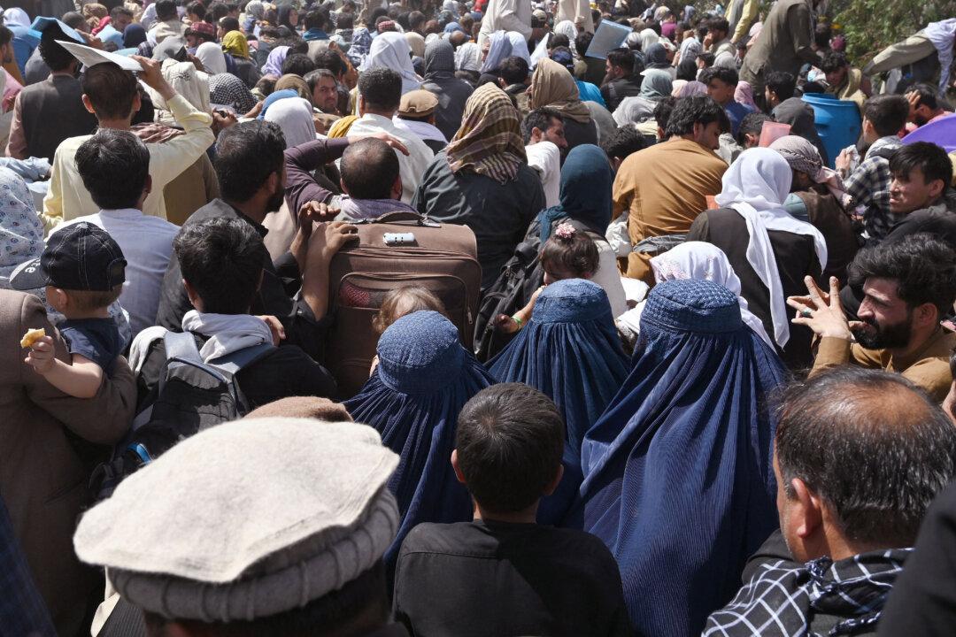 7 Afghans Killed at Crowded Kabul Airport