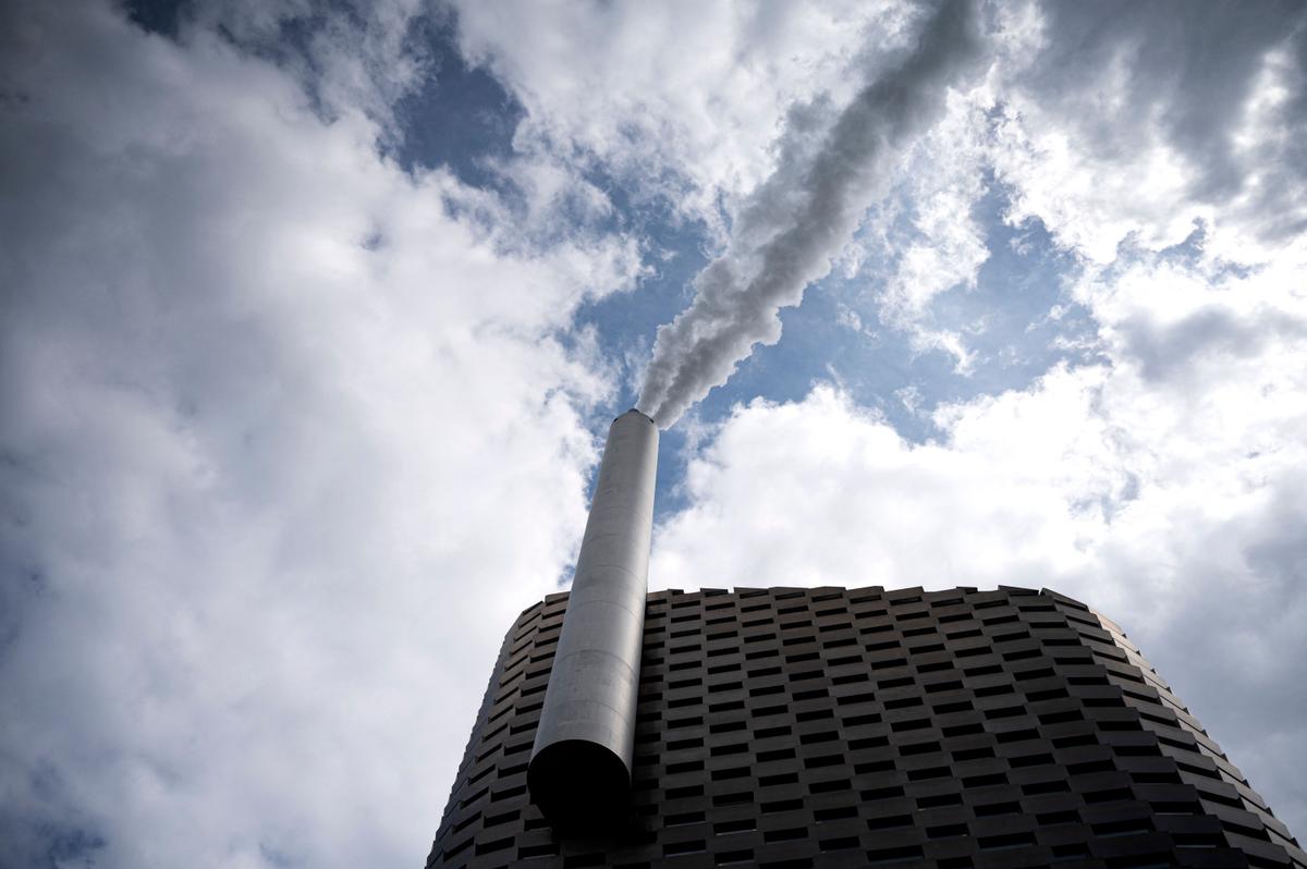 Bipartisan Infrastructure Bill Funds Removing Carbon Dioxide From the Air