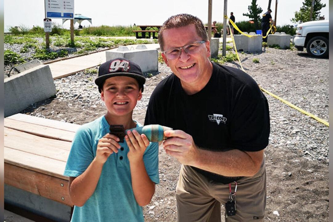 Ontario Boy, 10, Reels in a Military Bomb From 1954 While Magnet Fishing With His Grandfather