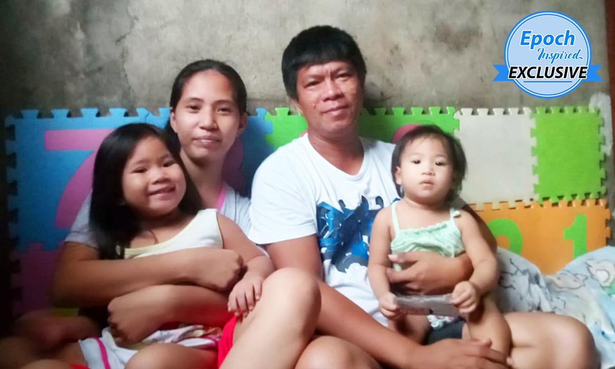 Struggling Woman Shares Donation She Receives From a Stranger With Another Family in Need