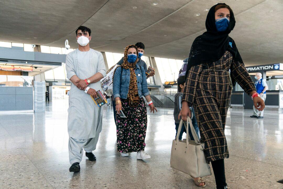 Some Afghans Being Let Into US Without Visas: Official