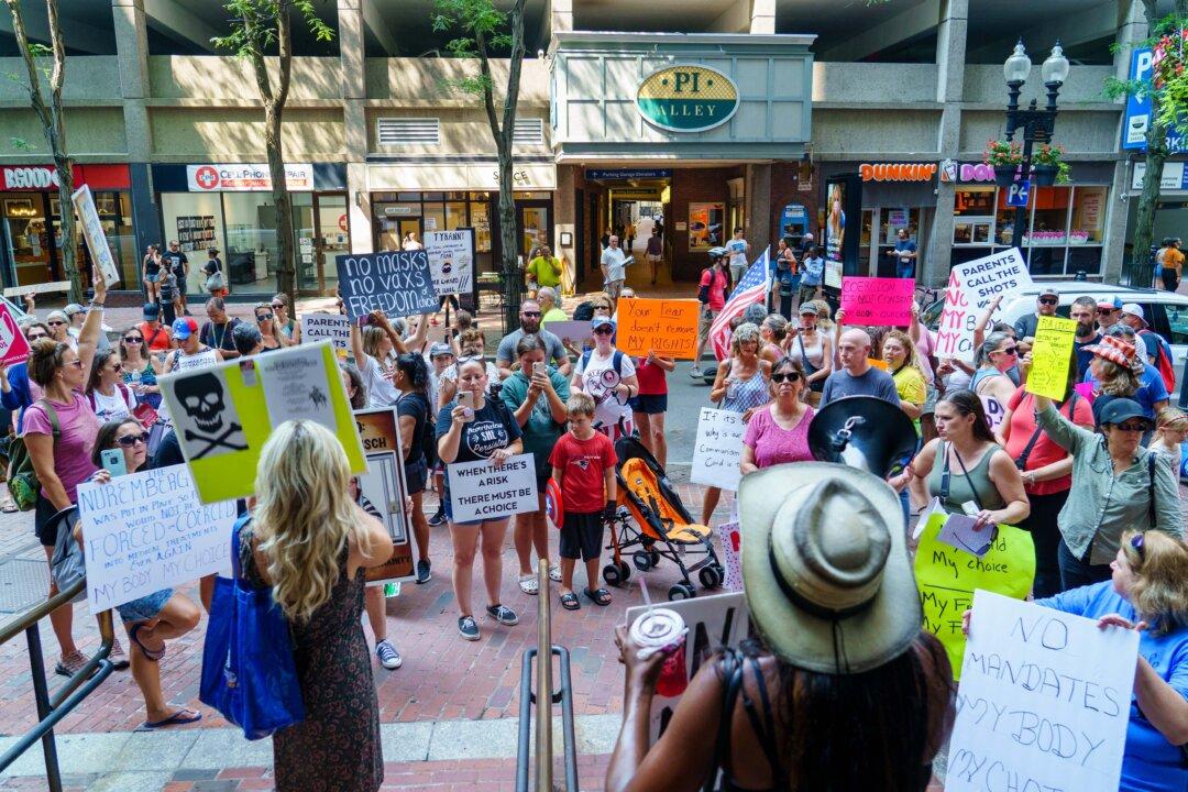 Boston Parents Protest Mask Mandate in Massachusetts Schools