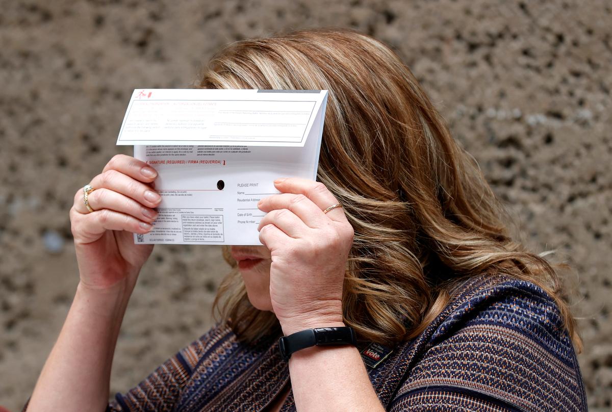 Watchdog Groups Voice Concern Over ‘Flaw’ on Ballot Envelopes for Newsom Recall Election