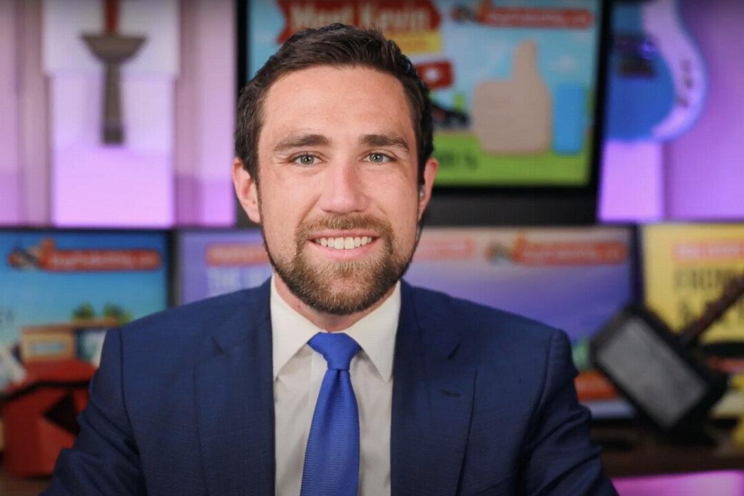 Prominent Democratic Candidate Rebukes CNN’s Claim Newsom Faces No Democrats