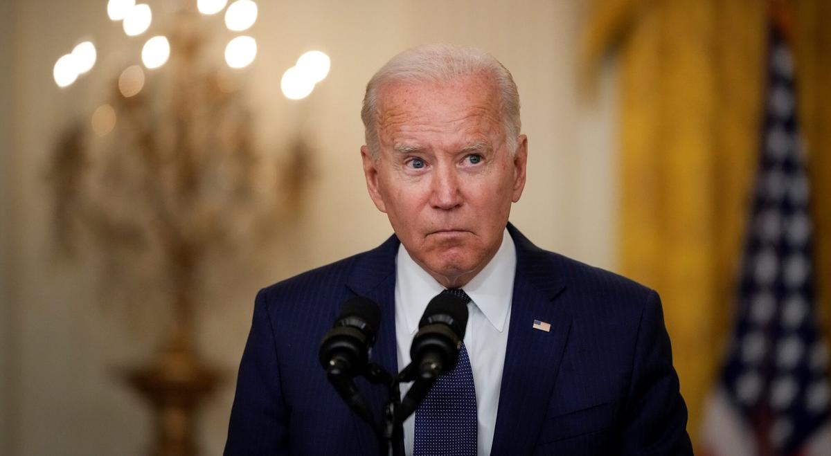 Vulnerable, Moderate Dems Breaking With Biden More Frequently as Midterms Approach