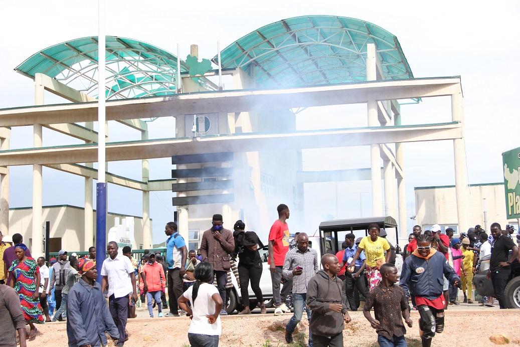 Protest of Sectarian Violence in Jos, Nigeria: Bodies Hauled to Governor’s Front Door