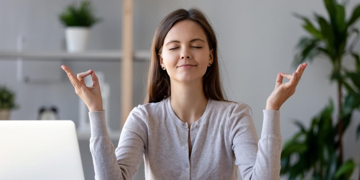 Stretches, Breaths and Food to Get Fit (Even If You Sit Most of the Day)