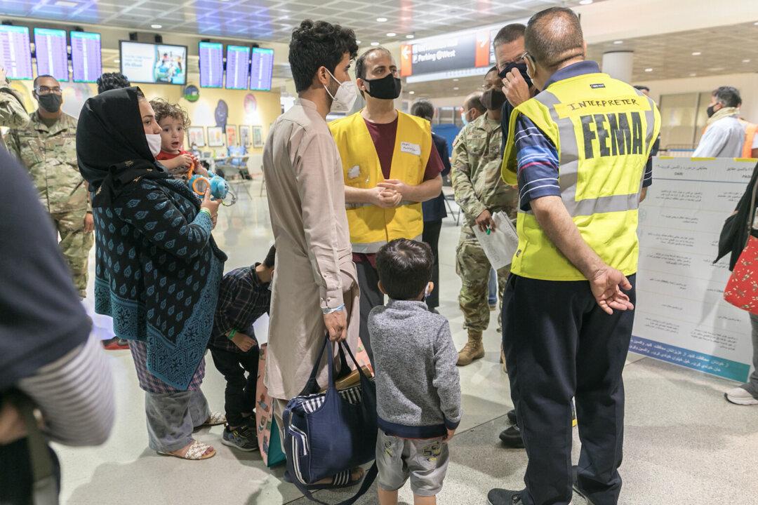 Hundreds of Afghan Evacuees Arrive in Philadelphia