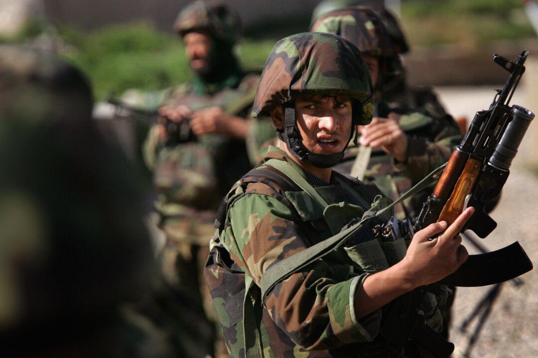 UK Lawmakers Propose New British Army Regiment for Afghan Special Forces