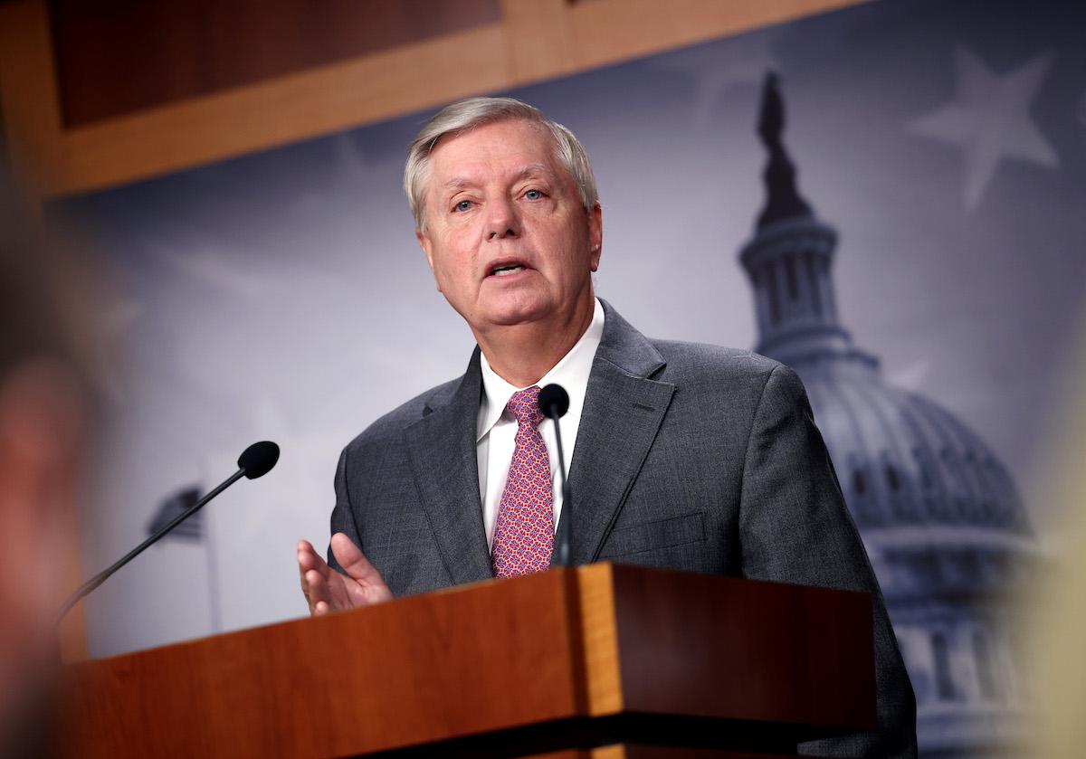 Lindsey Graham to Introduce Bill Allowing Use of Military Force Against Mexican Cartels