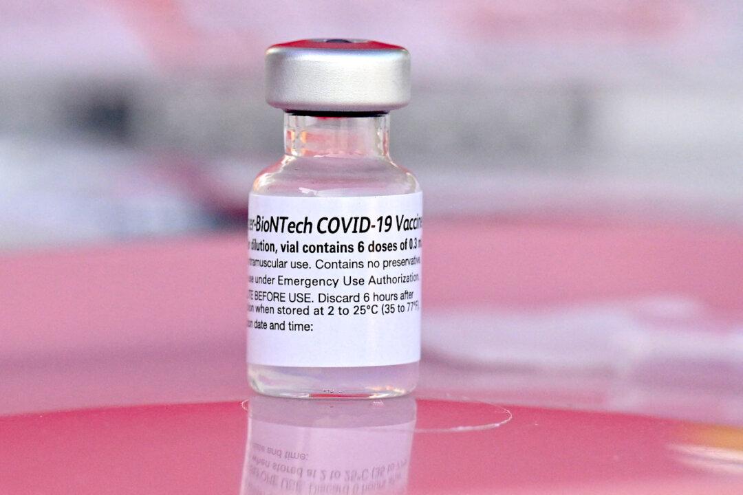 CDC Panel Backs Full Approval for Pfizer–BioNTech COVID-19 Vaccine for Over 16s