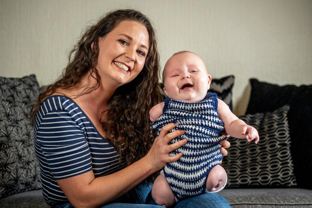 Mom Refuses to Abort Baby With One Arm, No Legs, Says, ‘He’s Absolutely Perfect’