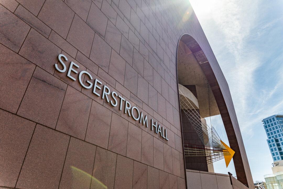 Ruth Ann Moriarty, Matriarch of Orange County’s Segerstrom Family, Dies at 99