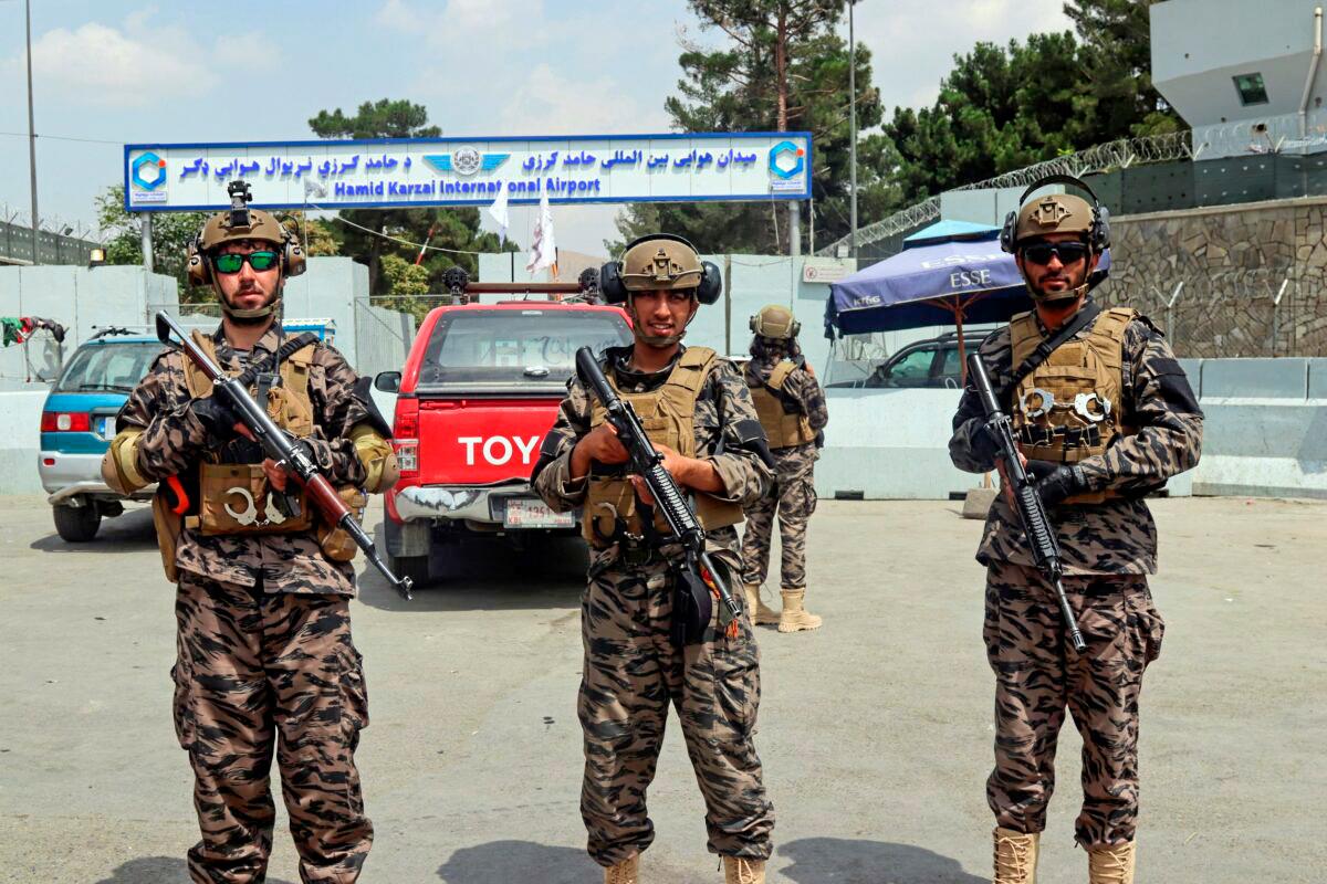 Congressman: At Least 500 Americans Stranded in Afghanistan, Contradicting White House Estimates