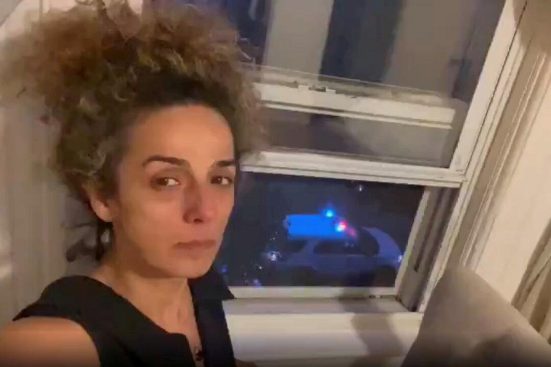 US Sanctions Iranian Operatives Over Alleged Plot to Kidnap Journalist