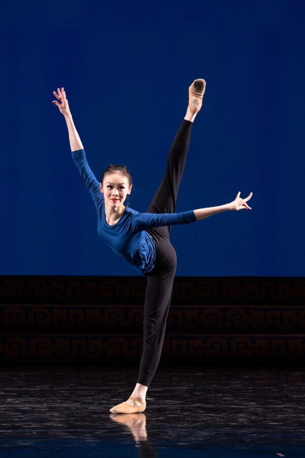 Dancer Sunni Zhou. (Edward Dye)