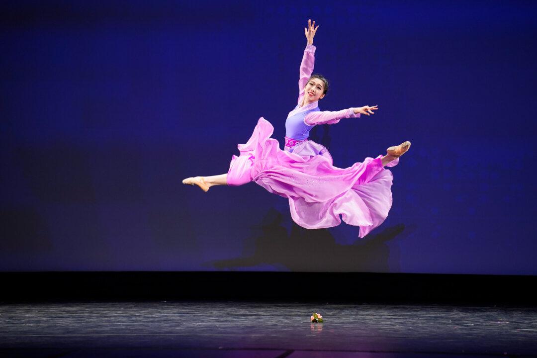 New Generation of Dancers Recover Chinese Culture