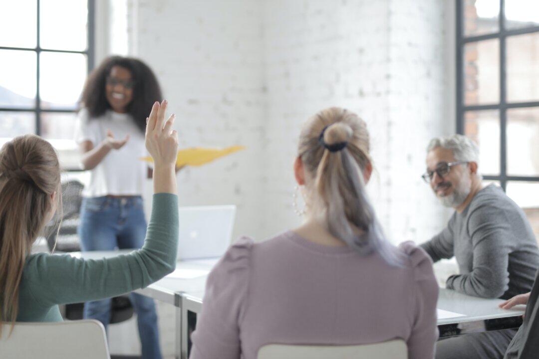 The Most Successful People in the World Ask Questions Constantly—Here’s How to Master the Art of Asking Questions