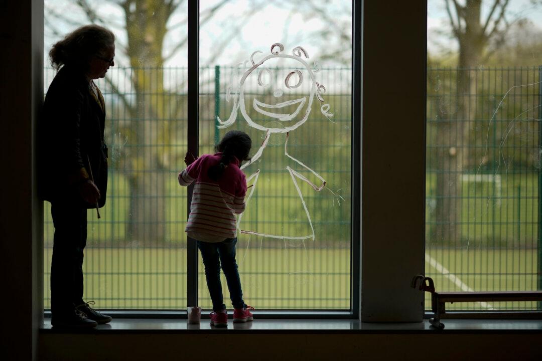 Young Children Running Drugs for UK County Lines Gangs ‘Becoming the Norm’