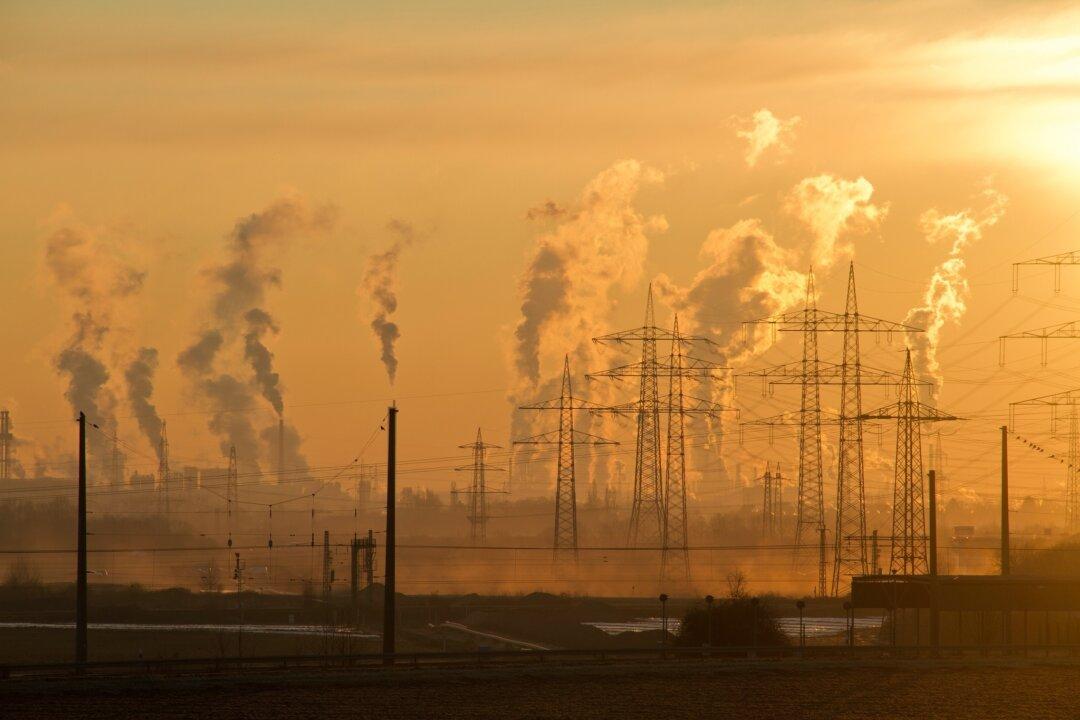 UN Permits China to Burn Coal for a Decade Longer Than Australia