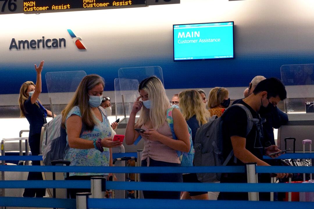 Major US Airlines to Provide Free Meals, Hotel Rooms for Delays of Three Hours or More and Cancellations